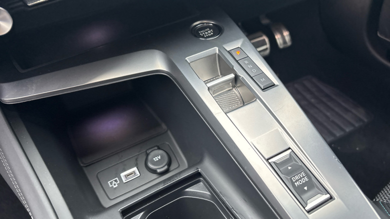 Peugeot 308 1.2 PureTech Allure Premium 5dr EAT8 Petrol Hatchback